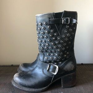 FRYE Vera Disc Studded Moto Boots